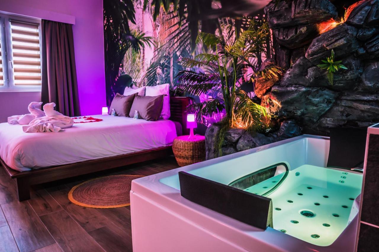 Secret Suite "Jungle" - Jacuzzi Privatif - Gare Rer C - Proche Paris Bretigny-sur-Orge Bagian luar foto