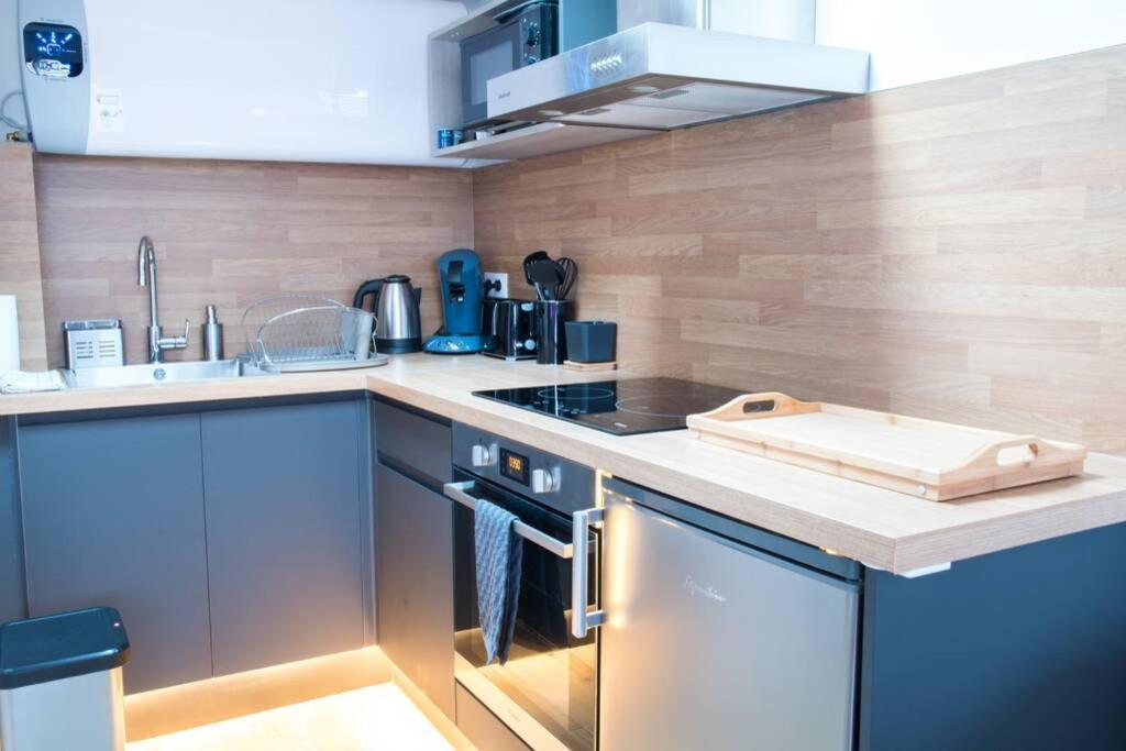 Secret Suite "Jungle" - Jacuzzi Privatif - Gare Rer C - Proche Paris Bretigny-sur-Orge Bagian luar foto